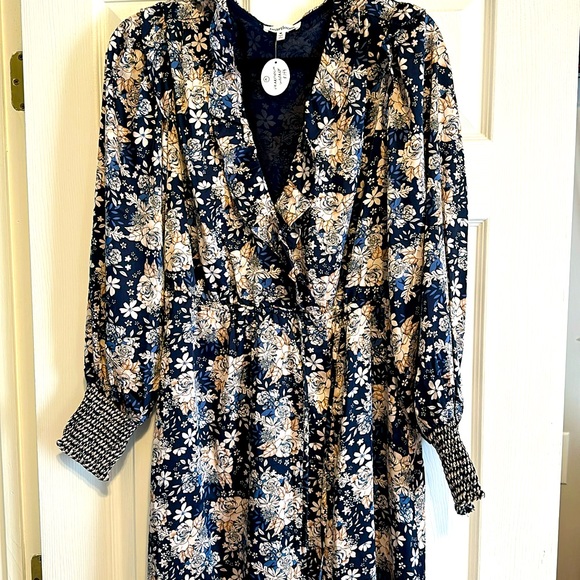 Floral dress - Picture 1 of 4